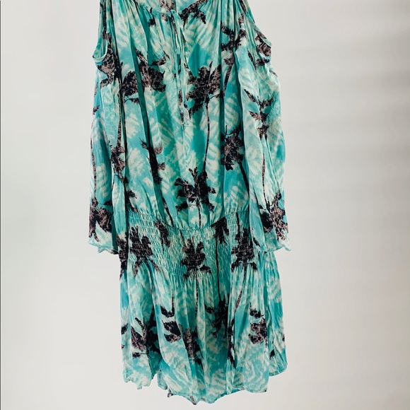Palm Tree Cold Shoulder Tunic - Picture 6 of 16